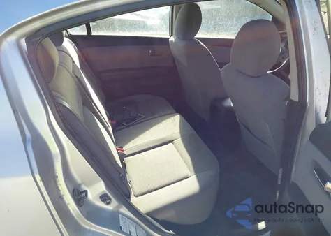 2011 Nissan Sentra 2.0Sr z USA, uszkodzony, nr VIN 3N1AB6AP2BL618071